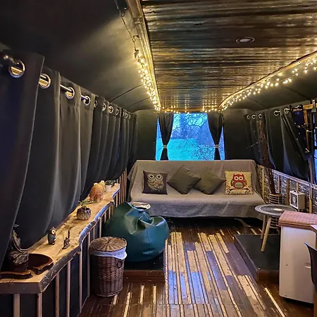 Kemping Magic Bus Hlóraka