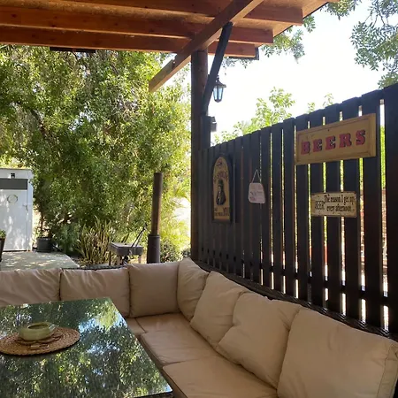 Κάμπινγκ Magic Bus *