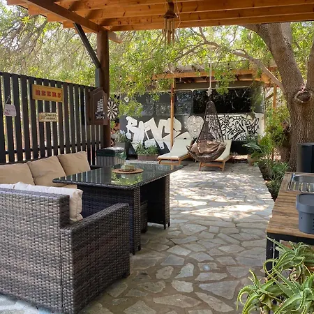 Magic Bus Κάμπινγκ *