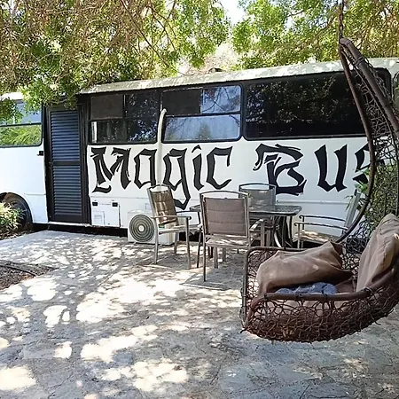 Magic Bus Nature Escape Near The Sea Parque de Campismo Klorakas