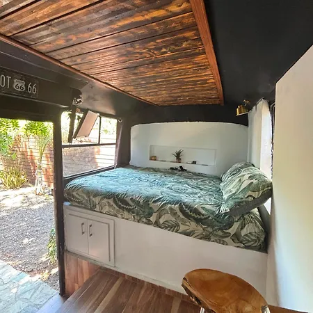 Magic Bus Nature Escape Near The Sea Parque de Campismo