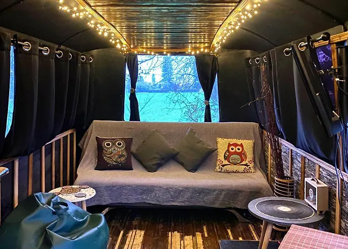 Magic Bus Campingplatz *