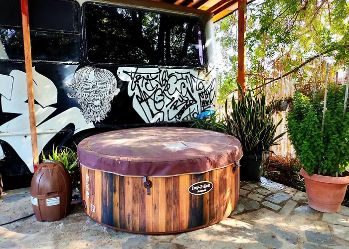 Magic Bus Campingplatz